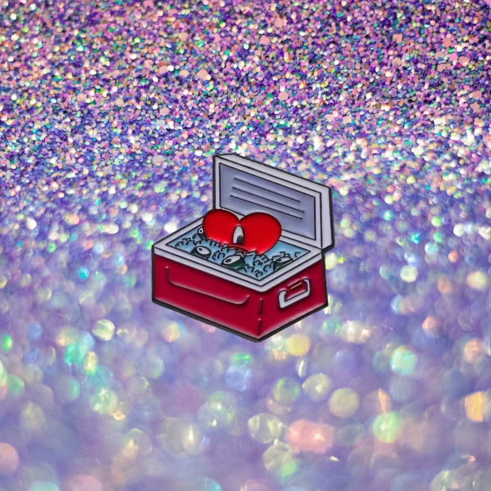 BAD BUNNY COOLER PIN